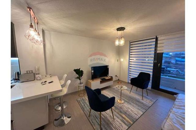 Hermoso depto. con terraza est y bod, plaza egaña