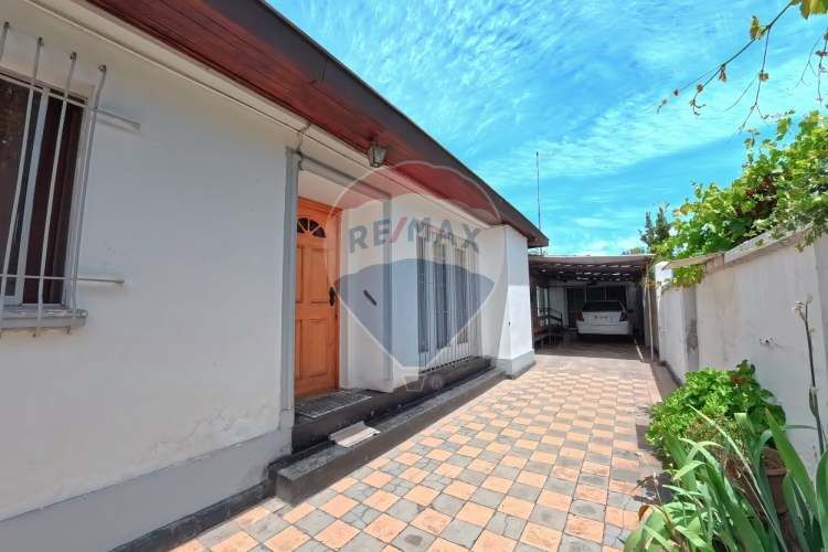 Casa 4dormitorios, 370 mts2 total, macul