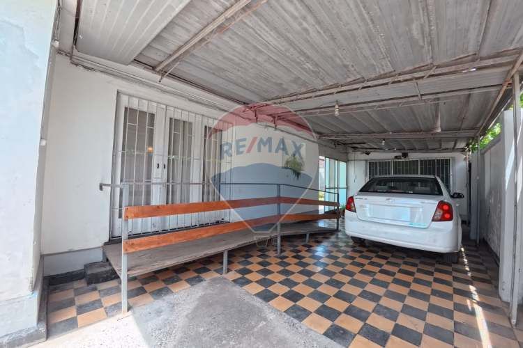 Casa 4dormitorios, 370 mts2 total, macul