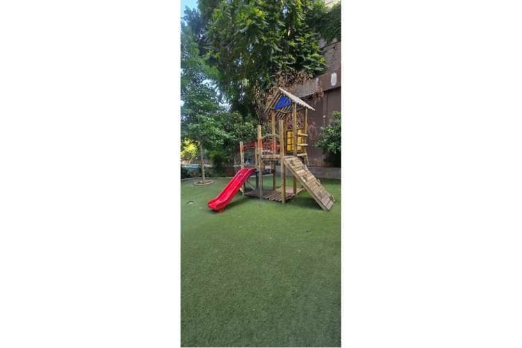 Piso 23: 2d/1b pasos metro moneda