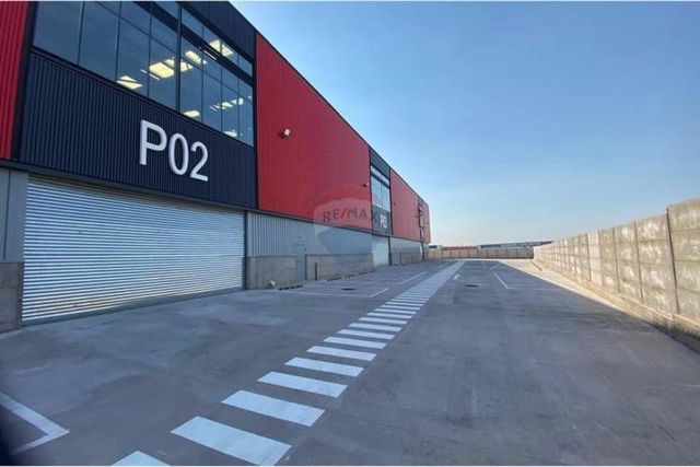 Bodega moderna en pudahuel lista para tu negocio