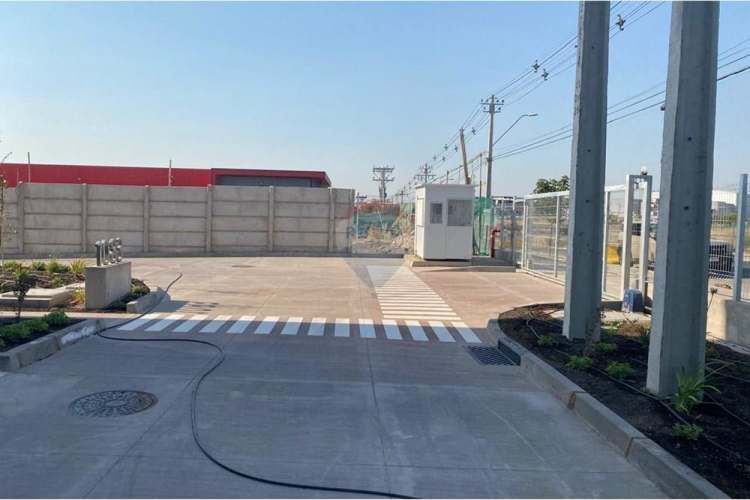 Bodega con altillo, pudahuel