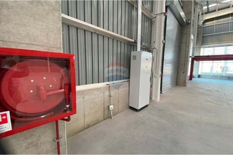 Bodega con altillo, pudahuel