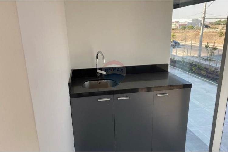 Bodega con altillo, pudahuel