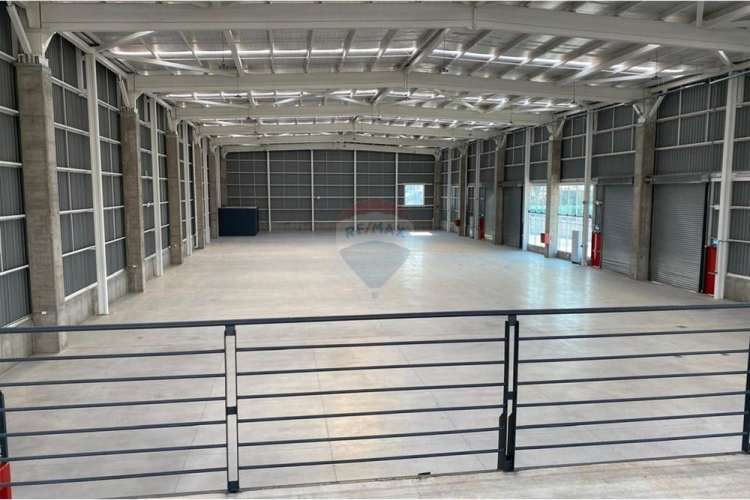 Bodega con altillo, pudahuel