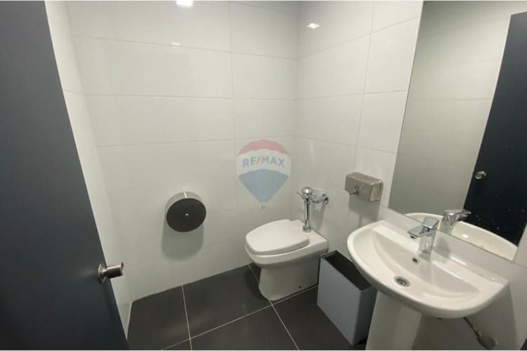 Bodega con altillo, pudahuel