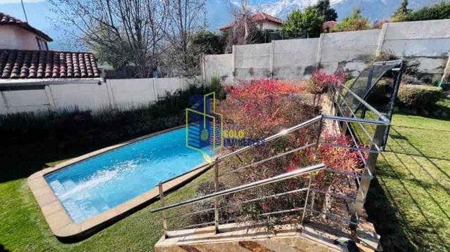 Casa REBAJADA CASA EN VENTA EN PEÑALOLEN CONDOMINIO 5 DORM 5B