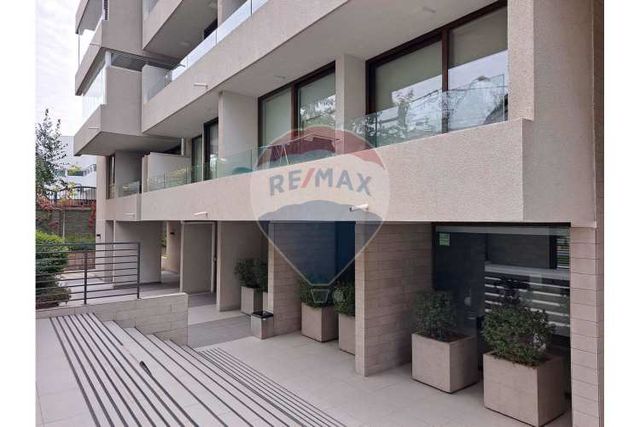 Casi nuevo, vista despejada. barrio italia.