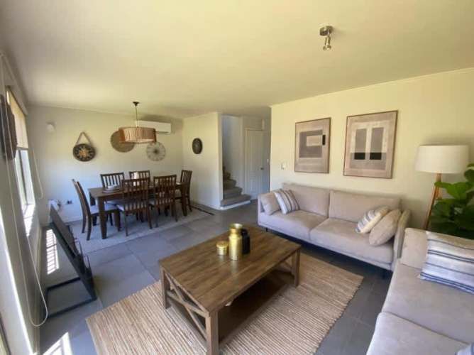 Casa PASAJE LOS CHANGOS