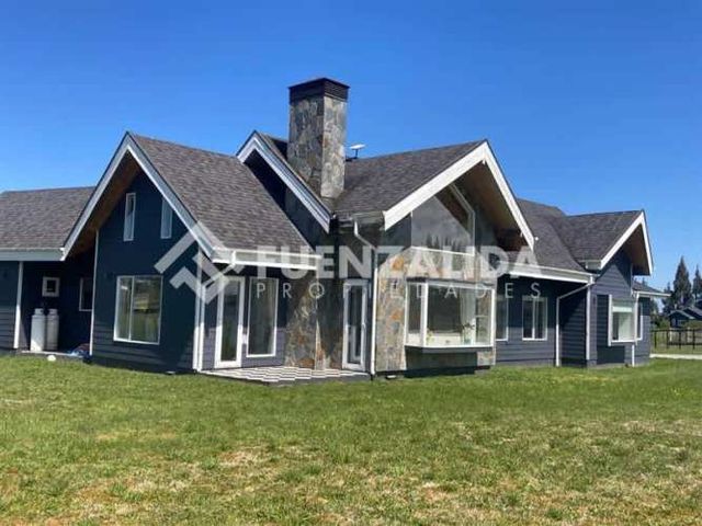 CASA Graneros de Puerto varas