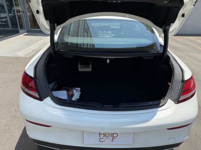 Mercedes Benz C300 COUPE (2019)