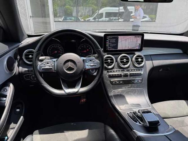 Mercedes Benz C300 COUPE (2019)