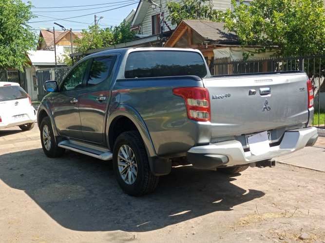 MITSUBISHI L200 DAKAR 4x4 2.4 AUTOMÁTICA –  Km