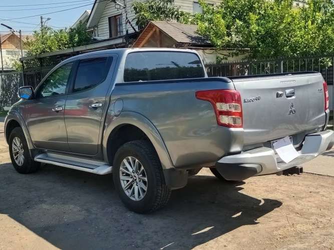 MITSUBISHI L200 DAKAR 4x4 2.4 AUTOMÁTICA –  Km