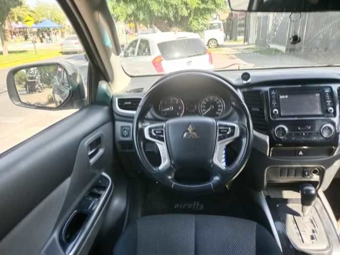 MITSUBISHI L200 DAKAR 4x4 2.4 AUTOMÁTICA –  Km