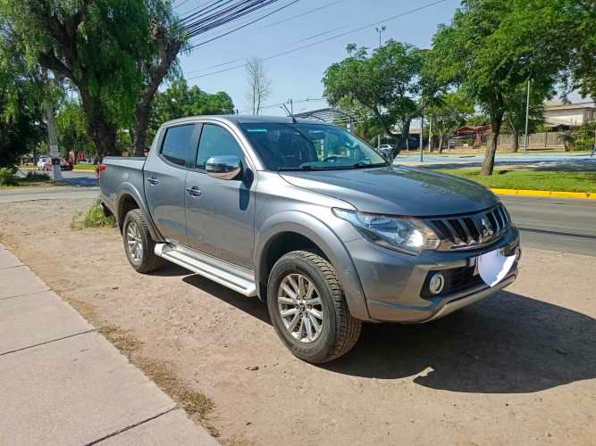 MITSUBISHI L200 DAKAR 4x4 2.4 AUTOMÁTICA –  Km