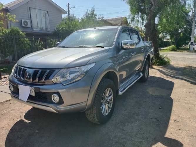 MITSUBISHI L200 DAKAR 4x4 2.4 AUTOMÁTICA –  Km
