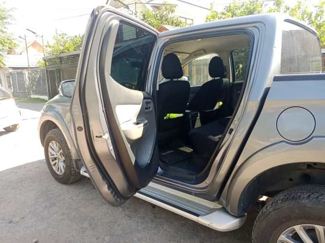 MITSUBISHI L200 DAKAR 4x4 2.4 AUTOMÁTICA –  Km