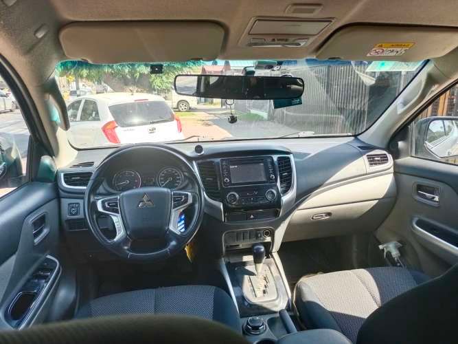 MITSUBISHI L200 DAKAR 4x4 2.4 AUTOMÁTICA –  Km