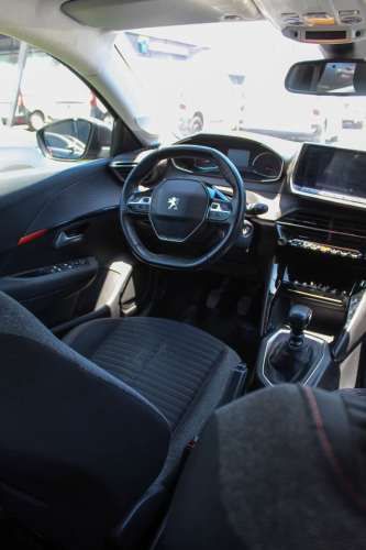 PEUGEOT 208 1.5 DIÉSEL 2021