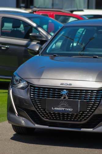 PEUGEOT 208 1.5 DIÉSEL 2021