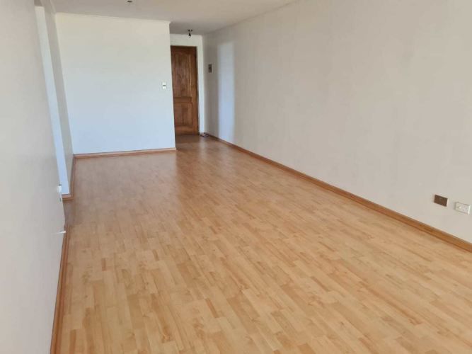 Depto. con Excelente Conectividad (136512)