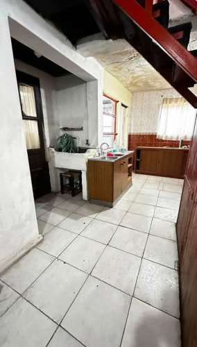 VENTA DE CASA EN THNO  SALINAS