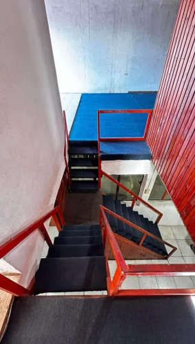 VENTA DE CASA EN THNO  SALINAS