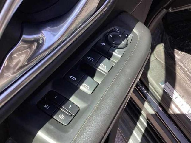 CHEVROLET TAHOE 2021