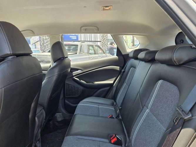 CHEVROLET TRACKER 2025