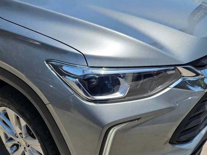 CHEVROLET TRACKER 2025