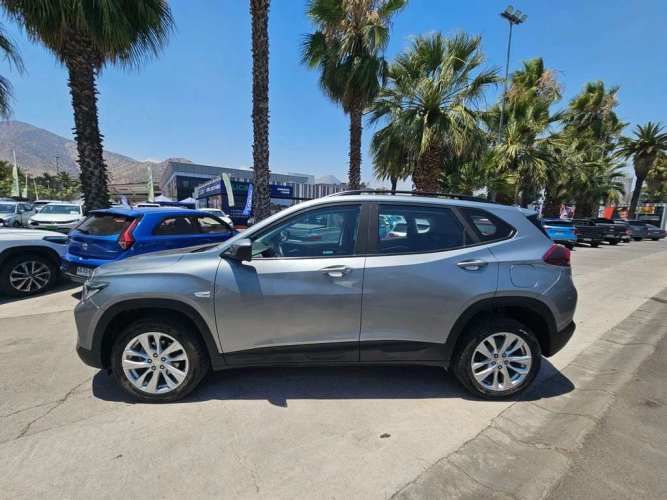 CHEVROLET TRACKER 2025