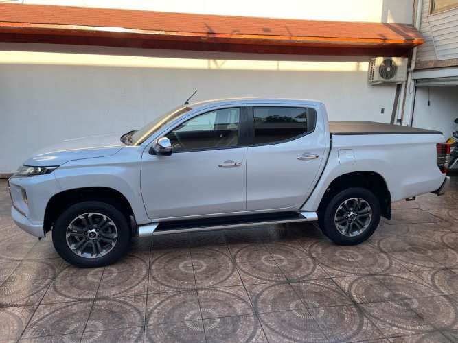 MITSUBISHI L200 DAKAR HP 4X4 LA MAS FULL AUTOMATICA