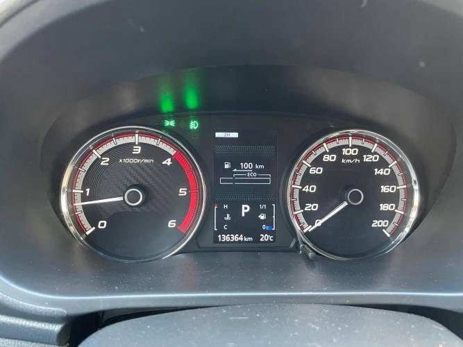 MITSUBISHI L200 DAKAR HP 4X4 LA MAS FULL AUTOMATICA