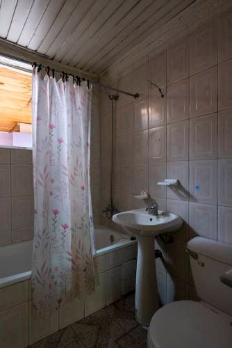 GRANEROS. Propiedad con excelente localización para residencia y servicios