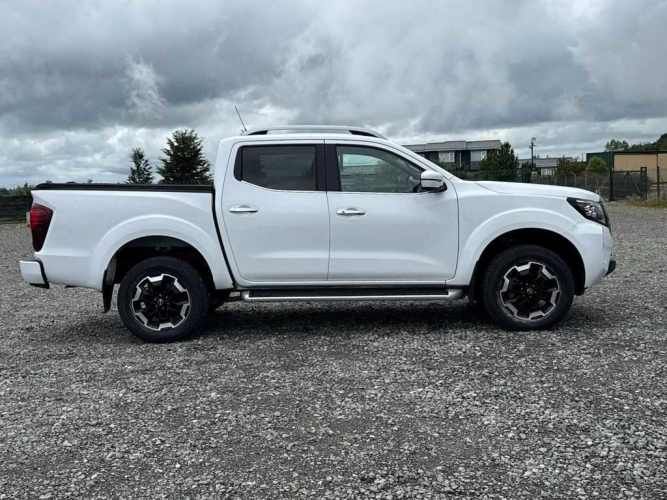 NISSAN NAVARA 2023