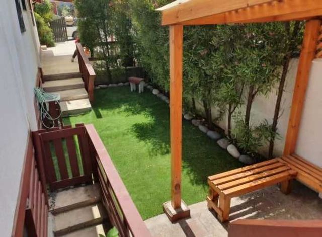 Excelente casa, 3 cuadras playa y 4 Centro del Tabo. En condominio.