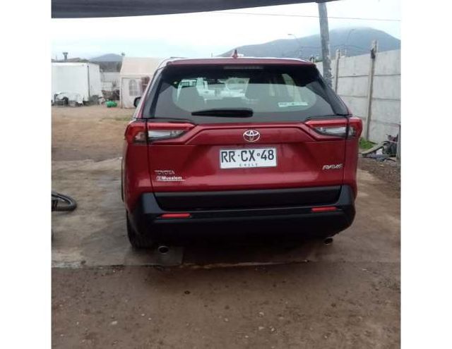 VENDO TOYOTA RAW 4 AÑO 2022