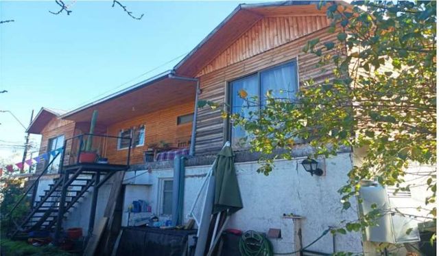 EXCELENTE UBICACION TERRENO CON DOS CASAS