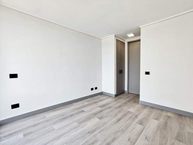 Colón 6435 [2805-1]