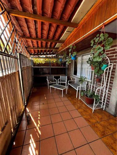 Venta de Casa a 10 minutos de metro Cementerios