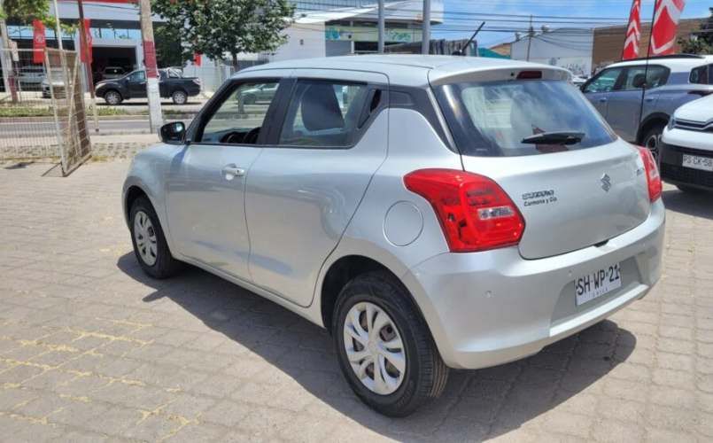 SUZUKI SWIF 1.2 FULL MEC AÑO 2023