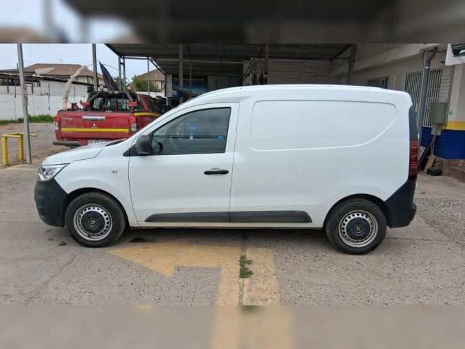 RENAULT EXPRESS 2023