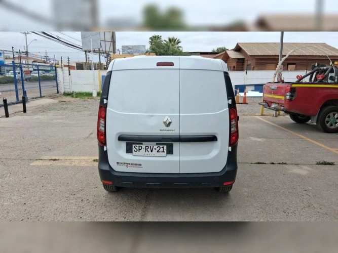 RENAULT EXPRESS 2023