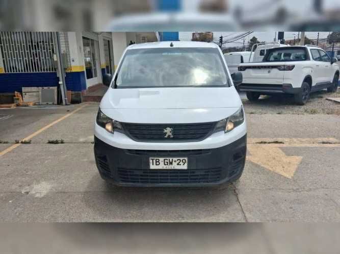 PEUGEOT PARTNER 2024