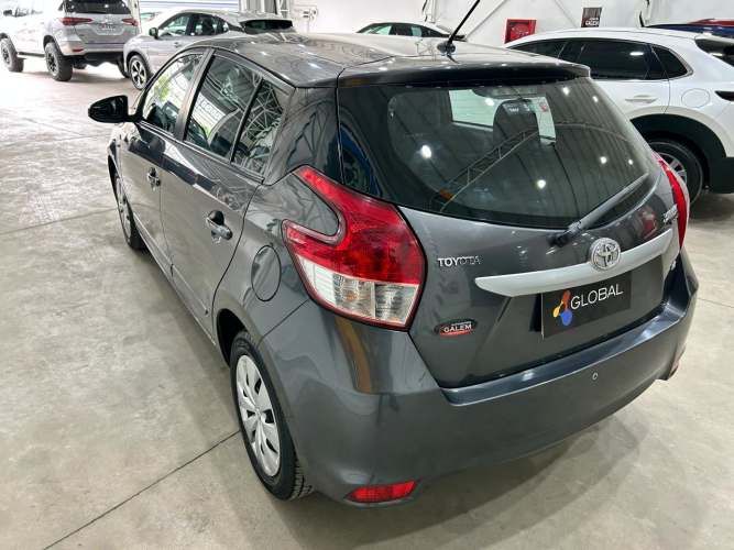 TOYOTA YARIS SPORT 2017