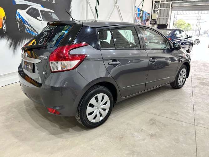 TOYOTA YARIS SPORT 2017
