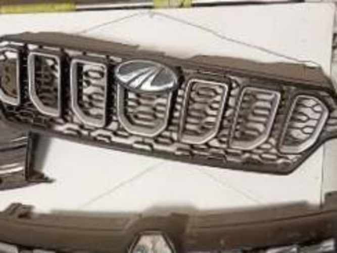 Mascara Mahindra pickup