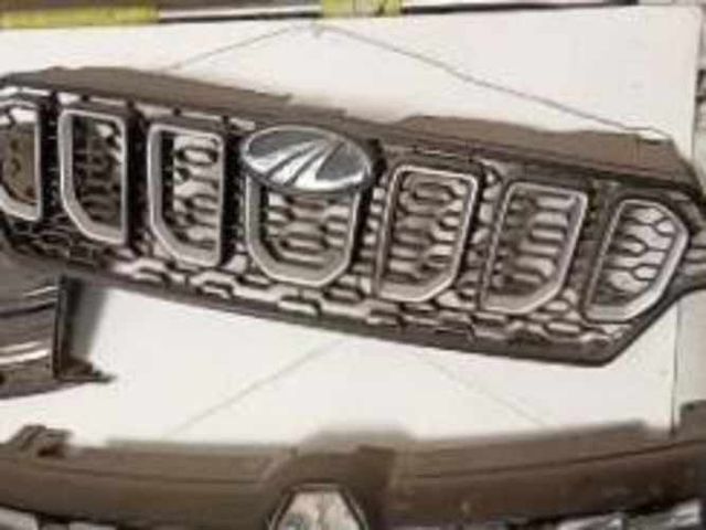 Mascara Mahindra pickup