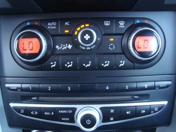 RENAULT KOLEOS 4X4 AUT AÑO 2010 FULL UNICO DUEÑO